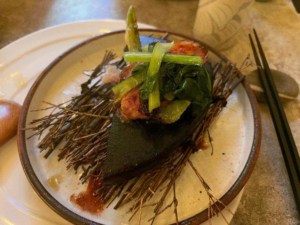 【桃園日式無菜單料理】宗初食堂 日式無菜單料理 桃園分店 1380元的套餐可以吃到活體龍蝦，這CP值也太高了吧！ @貝大小姐的多元心宇宙