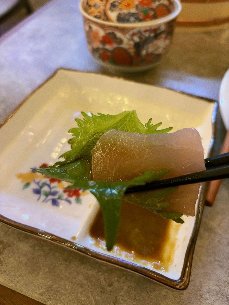 【桃園日式無菜單料理】宗初食堂 日式無菜單料理 桃園分店 1380元的套餐可以吃到活體龍蝦，這CP值也太高了吧！ @貝大小姐的多元心宇宙