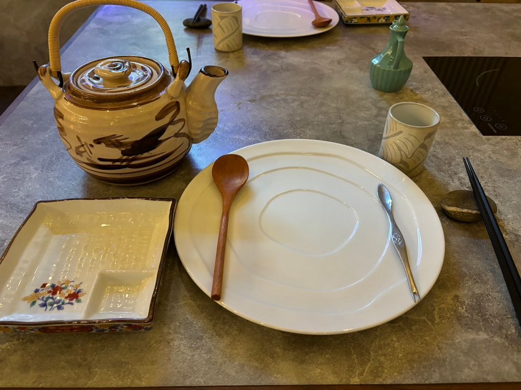 【桃園日式無菜單料理】宗初食堂 日式無菜單料理 桃園分店 1380元的套餐可以吃到活體龍蝦，這CP值也太高了吧！ @貝大小姐的多元心宇宙