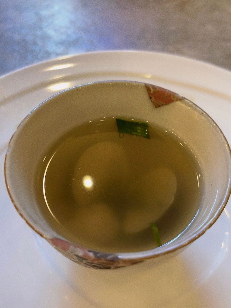【桃園日式無菜單料理】宗初食堂 日式無菜單料理 桃園分店 1380元的套餐可以吃到活體龍蝦，這CP值也太高了吧！ @貝大小姐的多元心宇宙