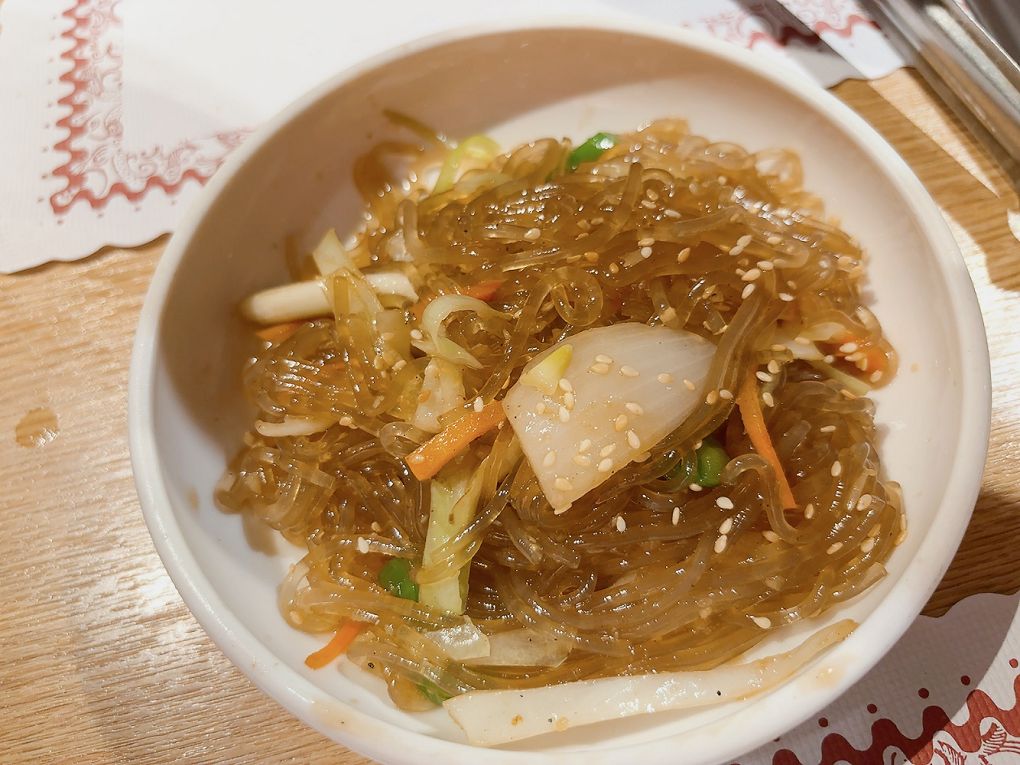 【台北中山區 韓式燒肉吃到飽推薦】OKAY韓國烤肉 499吃到飽CP值超高，不僅有道地的韓式燒烤豬五花及春川辣炒雞，更有最新的韓式銅盤牛肉，都可以大大滿足你想怒吃一波的念頭！ @貝大小姐的多元心宇宙