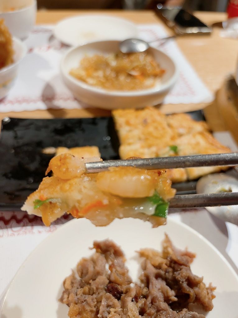 【台北中山區 韓式燒肉吃到飽推薦】OKAY韓國烤肉 499吃到飽CP值超高，不僅有道地的韓式燒烤豬五花及春川辣炒雞，更有最新的韓式銅盤牛肉，都可以大大滿足你想怒吃一波的念頭！ @貝大小姐的多元心宇宙