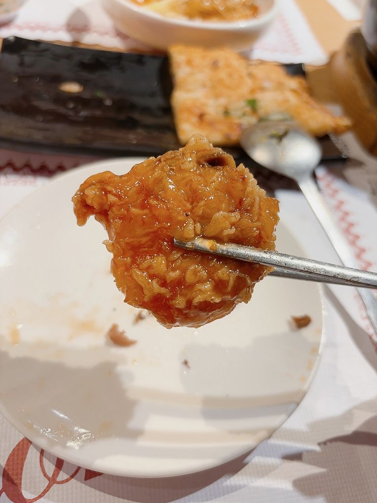 【台北中山區 韓式燒肉吃到飽推薦】OKAY韓國烤肉 499吃到飽CP值超高，不僅有道地的韓式燒烤豬五花及春川辣炒雞，更有最新的韓式銅盤牛肉，都可以大大滿足你想怒吃一波的念頭！ @貝大小姐的多元心宇宙