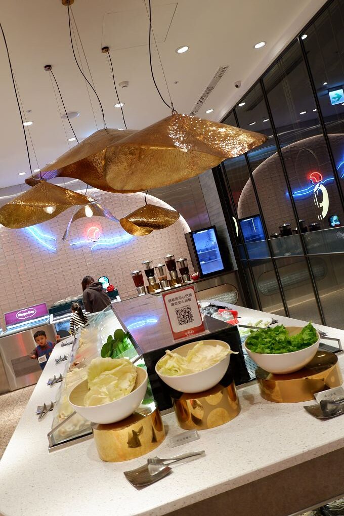 【中和麻辣鍋推薦】小福利麻辣鍋 中和環球店 相約小福利補充能量與快樂的泉源，是兩姐姐恣意怒吃的體現！ @貝大小姐的多元心宇宙