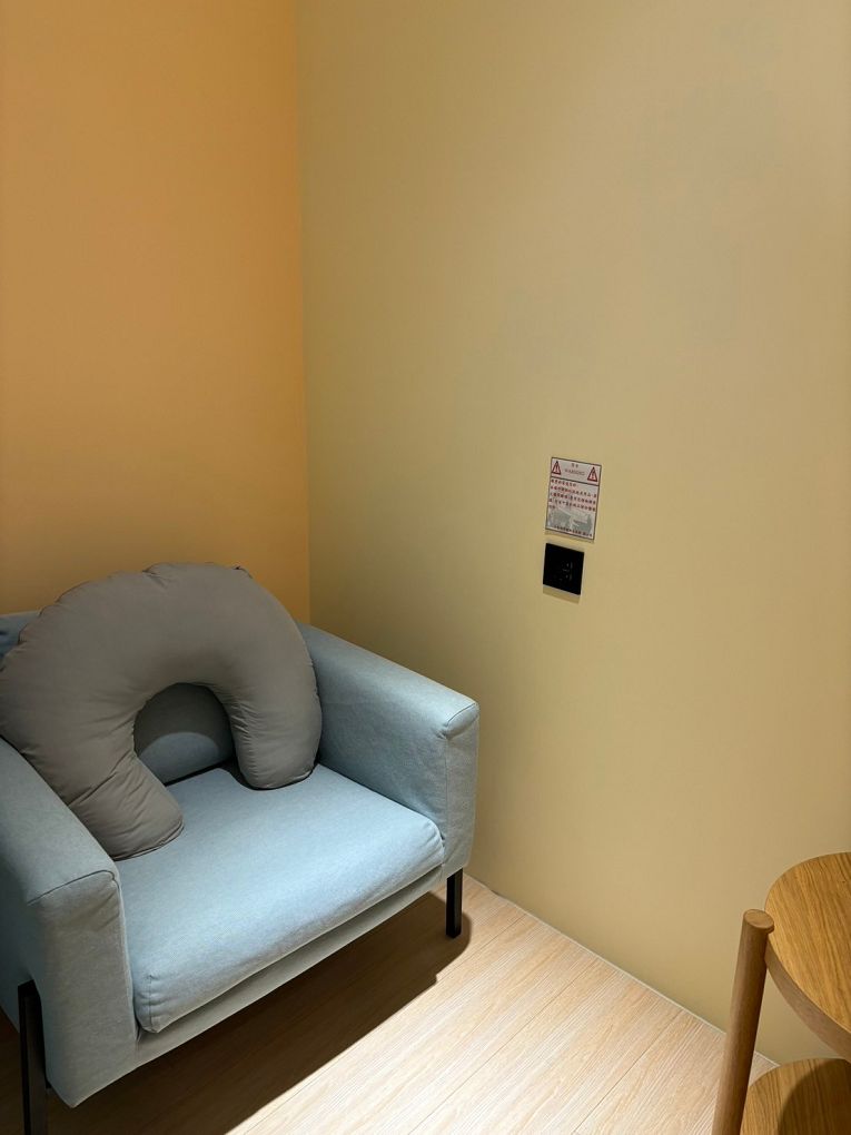 【台中西屯區住宿推薦】水雲端旗艦概念旅館 華麗、氣派、貼心、舒適的代名詞，更是我們在台中西屯區住宿的唯一首選！ @貝大小姐的多元心宇宙