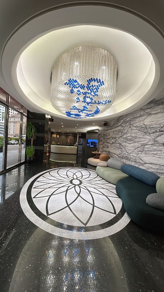 【台中西屯區住宿推薦】水雲端旗艦概念旅館 華麗、氣派、貼心、舒適的代名詞，更是我們在台中西屯區住宿的唯一首選！ @貝大小姐的多元心宇宙