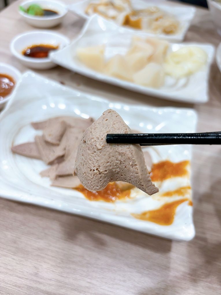 【大安區美食推薦│大安區宵夜│臺大宵夜 宵夜外送】大安米粉湯  不只是米粉湯，不論你愛吃飯、吃麵或是台式經典小吃、小菜，這裡通通都能滿足你！ @貝大小姐的多元心宇宙