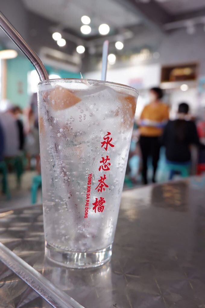 【中壢港式茶餐廳推薦 │ 內壢美食】永芯茶檔茶餐廳 100%復刻香港茶餐廳場景，讓你一秒鐘到香港，開心大啖香港道地美食！ @貝大小姐的多元心宇宙