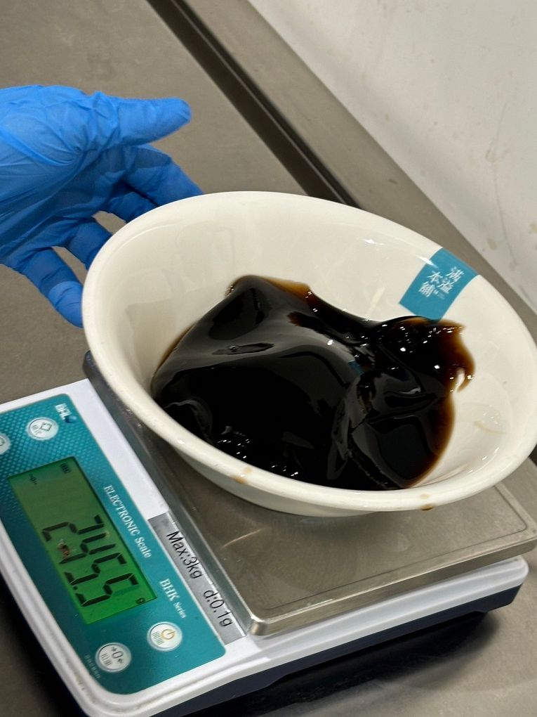 【三重 手工豆花 甜品店推薦】滿溢本舖三重正義店 不論你想溜小孩、約會或是帶著回憶兒時的心情，在這裡品嚐一碗滿滿古早味手工豆花及各式甜品，讓你得到最大的滿足！ @貝大小姐的多元心宇宙