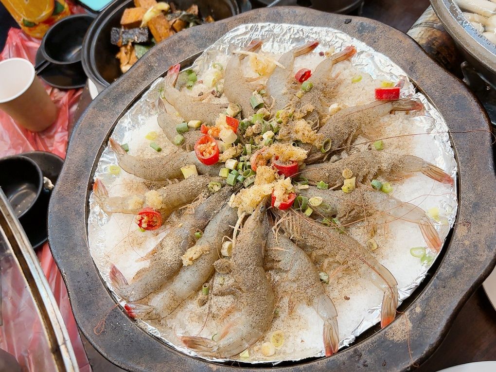 【宜蘭窯烤雞推薦】百匯窯烤雞餐廳  料理選擇超多，用餐區超大，適合大宴小酌，絕對讓你吃好吃滿、賓主盡歡！ @貝大小姐的多元心宇宙