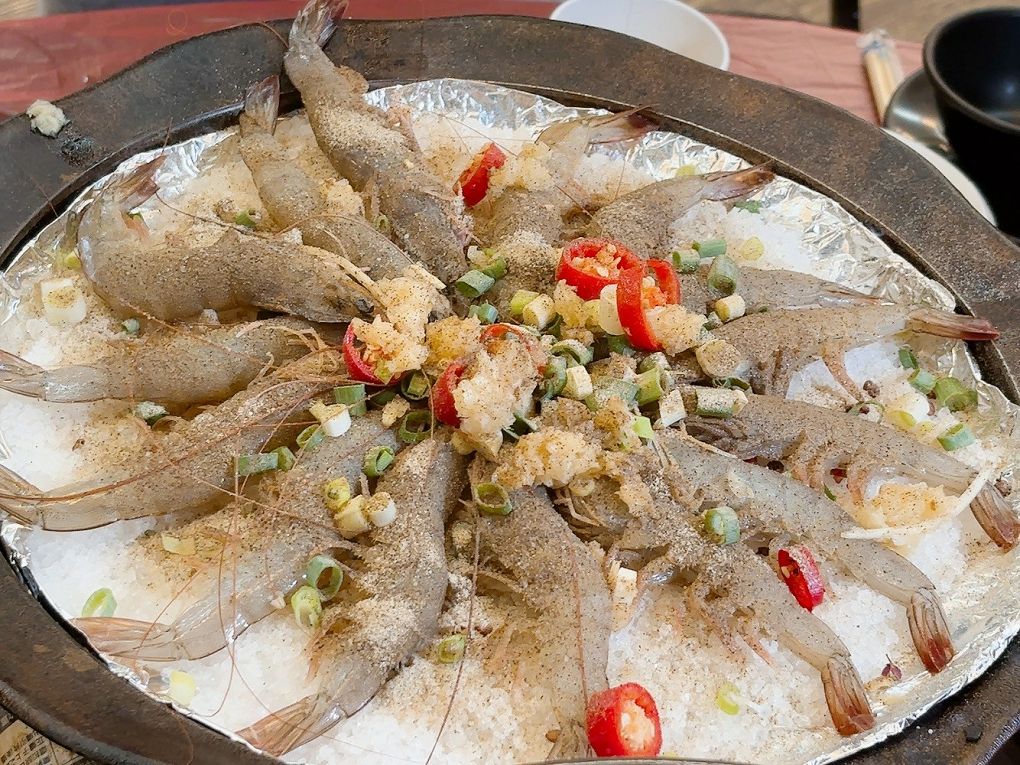 【宜蘭窯烤雞推薦】百匯窯烤雞餐廳  料理選擇超多，用餐區超大，適合大宴小酌，絕對讓你吃好吃滿、賓主盡歡！ @貝大小姐的多元心宇宙