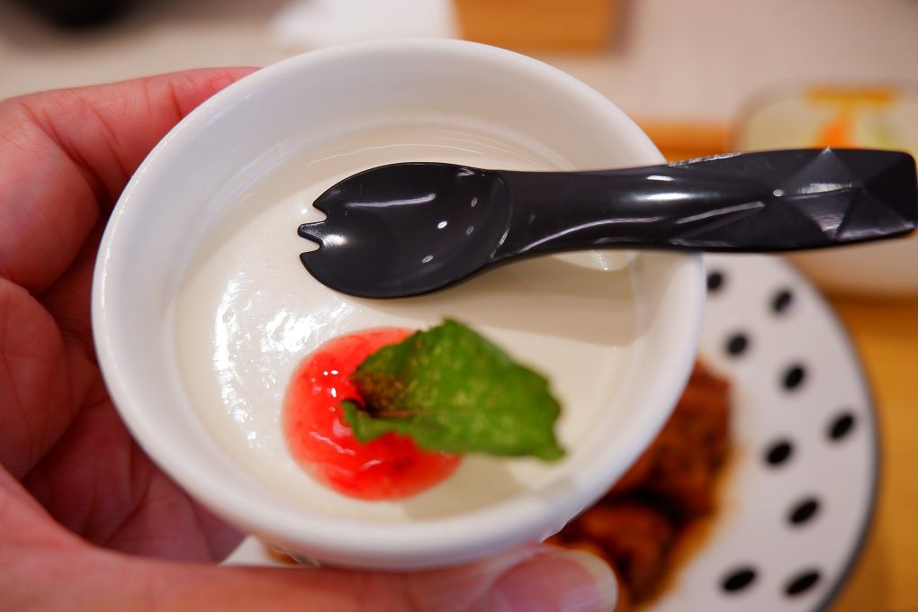 【林口中式簡餐推薦】穀雨豐  將排餐、西餐融入了台灣的飲食文化中，創造出屬於台灣人的台式的洋食料理餐廳！ @貝大小姐的多元心宇宙