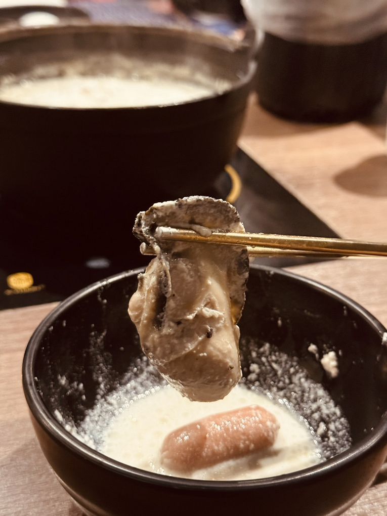 【蘆竹火鍋/鍋物 聚餐餐廳】金蒔鍋物 桃園大竹總店 肉品、食材、湯頭都非常有水準，還有自助吧吃到飽，CP超高，快帶著家人朋友一起來金蒔，度過美好金時！ @貝大小姐的多元心宇宙