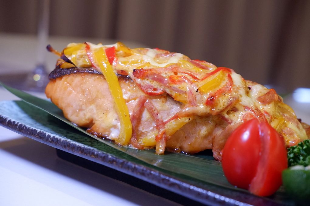 【新莊約會餐廳推薦】Secret絲昆忒 用異國美食、香氛與調酒以及滿滿的儀式感，讓妳來到這裡的日子，都是值得慶祝的紀念日！ @貝大小姐的多元心宇宙