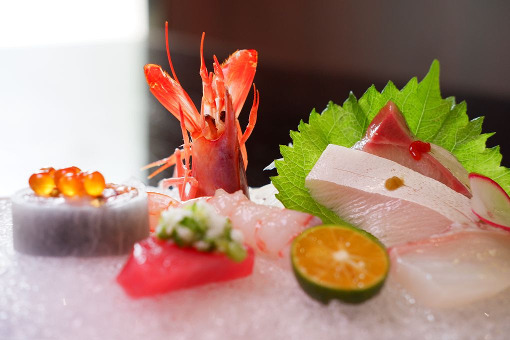 【台北信義區懷石料理推薦】心月懷石料理  料理精緻且所有食材道道精選，食材烹調重視原味及特性，沒有過度添加及調味，呈現渾然天成的美味！ @貝大小姐的多元心宇宙