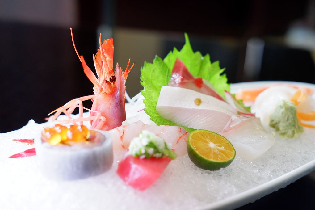 【台北信義區懷石料理推薦】心月懷石料理  料理精緻且所有食材道道精選，食材烹調重視原味及特性，沒有過度添加及調味，呈現渾然天成的美味！ @貝大小姐的多元心宇宙