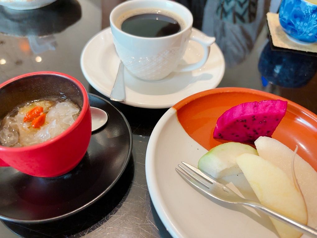 【台北信義區懷石料理推薦】心月懷石料理  料理精緻且所有食材道道精選，食材烹調重視原味及特性，沒有過度添加及調味，呈現渾然天成的美味！ @貝大小姐的多元心宇宙