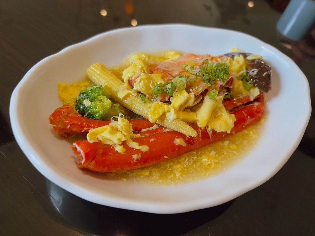 【台北信義區懷石料理推薦】心月懷石料理  料理精緻且所有食材道道精選，食材烹調重視原味及特性，沒有過度添加及調味，呈現渾然天成的美味！ @貝大小姐的多元心宇宙