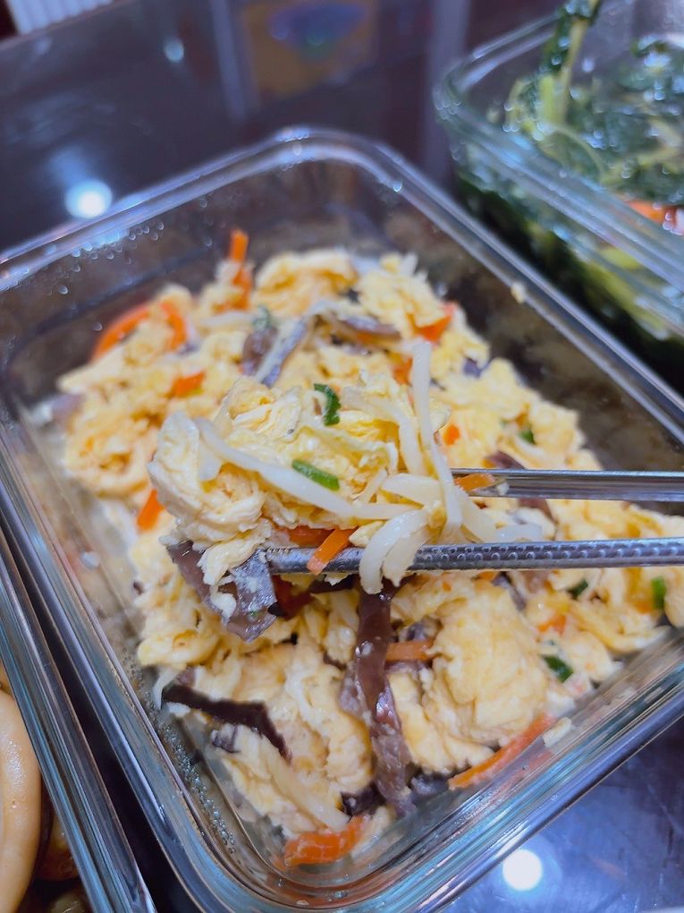【台北外送晚餐 │ 新北外送晚餐】想饗宅配晚餐  四菜一湯，每天更換料理，依人數調整每道料理的份量，完全可以滿足你想吃家常菜的需求！ @貝大小姐的多元心宇宙