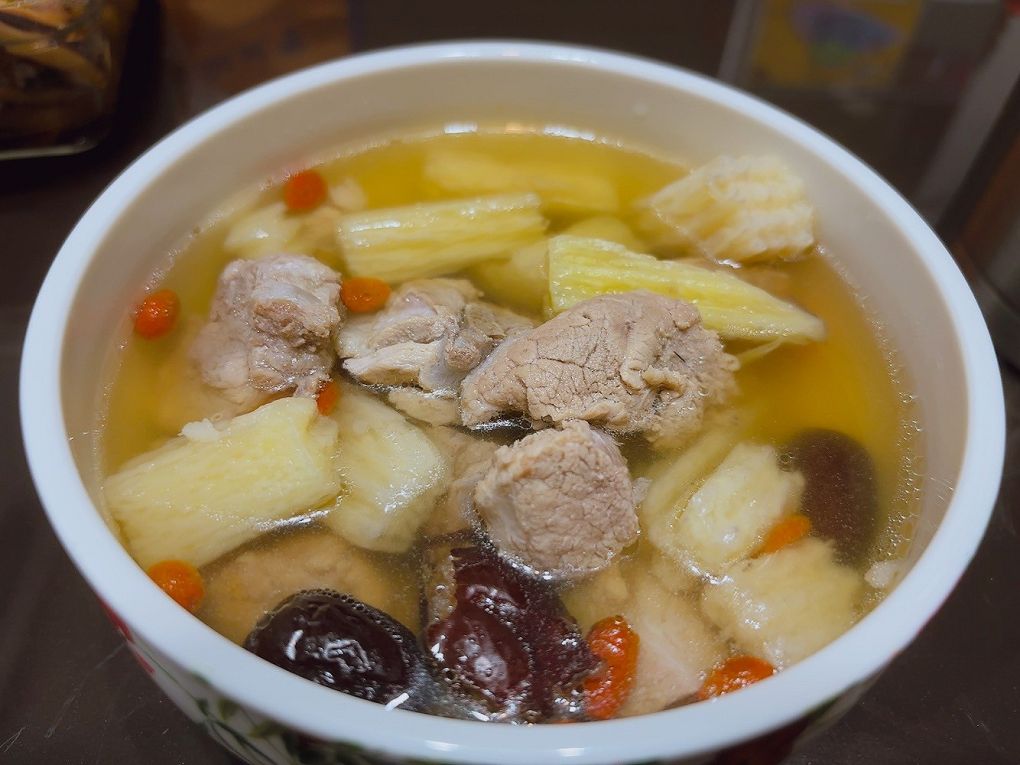 【台北外送晚餐 │ 新北外送晚餐】想饗宅配晚餐  四菜一湯，每天更換料理，依人數調整每道料理的份量，完全可以滿足你想吃家常菜的需求！ @貝大小姐的多元心宇宙