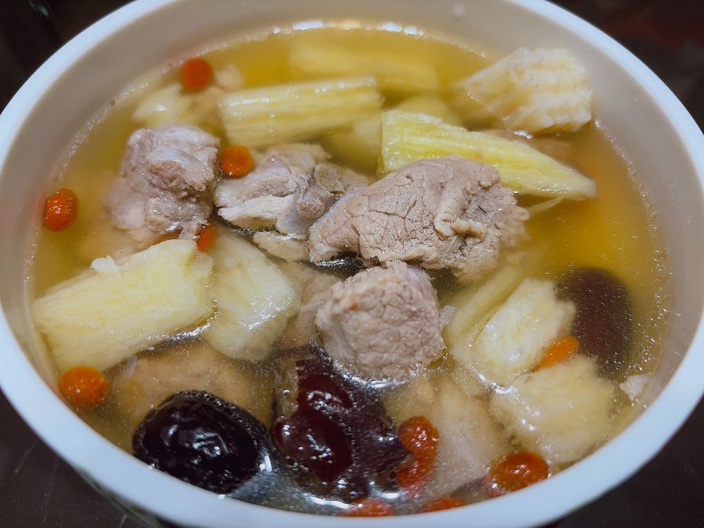 【台北外送晚餐 │ 新北外送晚餐】想饗宅配晚餐  四菜一湯，每天更換料理，依人數調整每道料理的份量，完全可以滿足你想吃家常菜的需求！ @貝大小姐的多元心宇宙