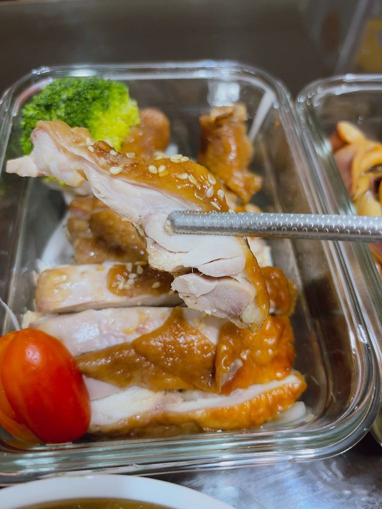 【台北外送晚餐 │ 新北外送晚餐】想饗宅配晚餐  四菜一湯，每天更換料理，依人數調整每道料理的份量，完全可以滿足你想吃家常菜的需求！ @貝大小姐的多元心宇宙