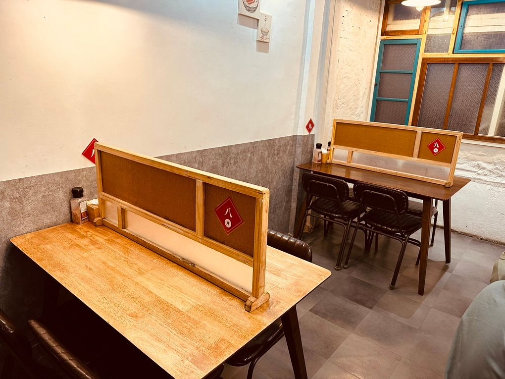 【新竹東門市場美食推薦】硬派主廚的軟嫩料理 東門店 在台式料理中加上了法式料理的手法，讓熟悉的料理增添了更多的驚豔與美味！ @貝大小姐的多元心宇宙
