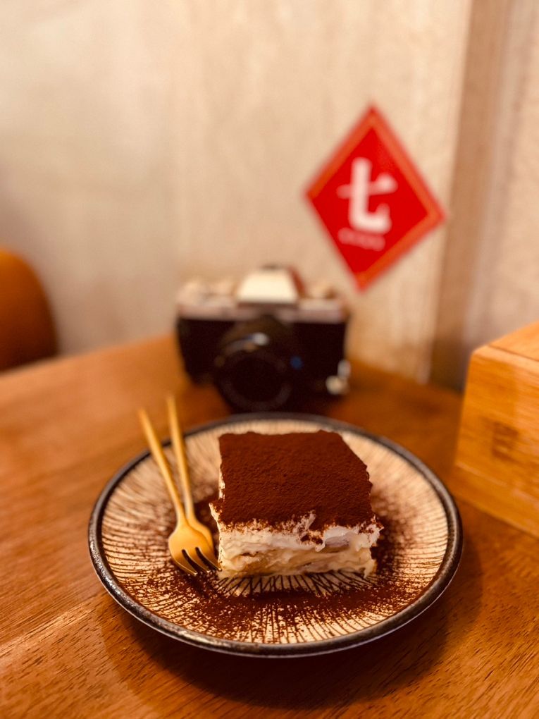 【新竹東門市場美食推薦】硬派主廚的軟嫩料理 東門店 在台式料理中加上了法式料理的手法，讓熟悉的料理增添了更多的驚豔與美味！ @貝大小姐的多元心宇宙