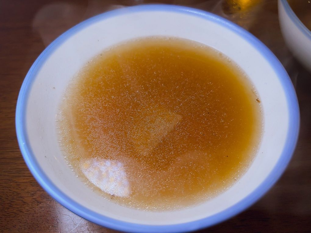 【新竹東門市場美食推薦】硬派主廚的軟嫩料理 東門店 在台式料理中加上了法式料理的手法，讓熟悉的料理增添了更多的驚豔與美味！ @貝大小姐的多元心宇宙
