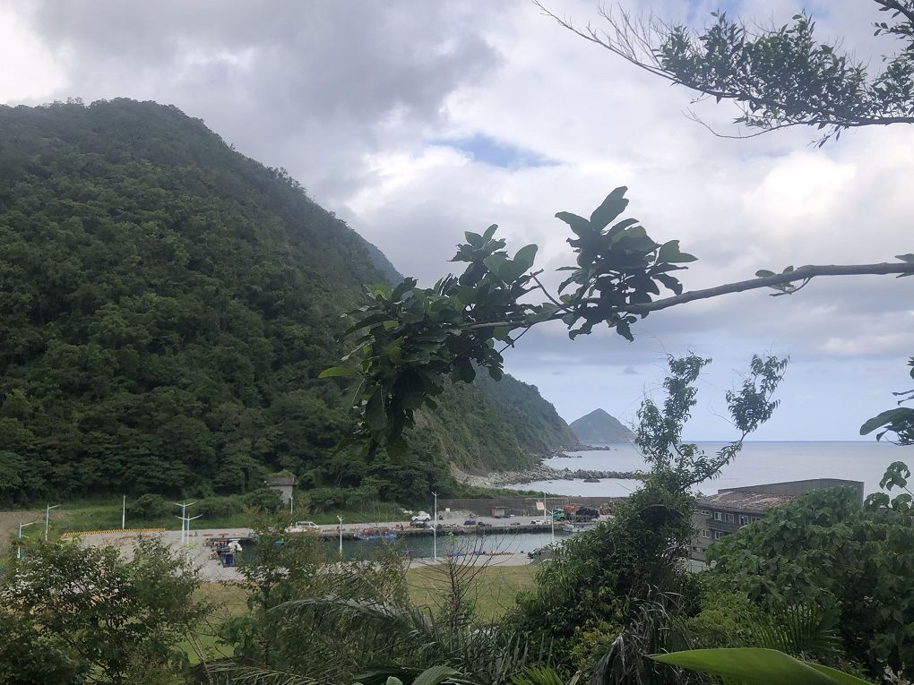 【 朝陽早秋一日散策】全國金牌農村-南澳朝陽社區、契作苦茶園採果體驗、朝陽步道、感受山海療癒土地美好！ @貝大小姐的多元心宇宙
