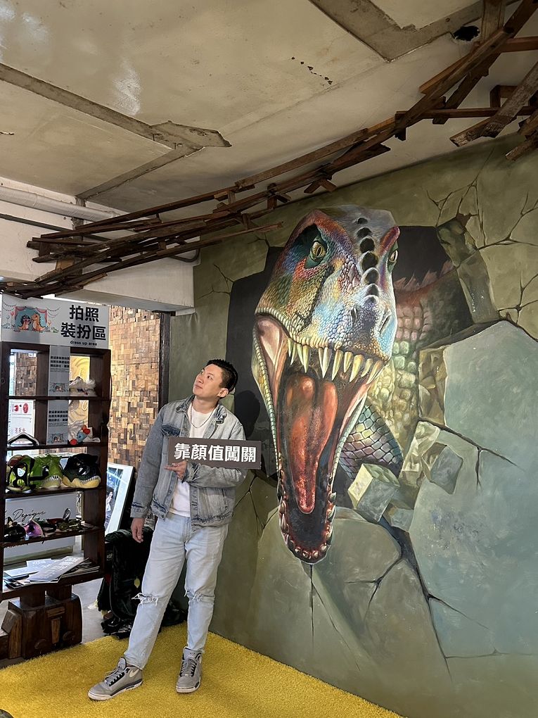 【宜蘭景點推薦】Robert Y廢墟暴龍館 最新實境解謎與探險遊戲，讓恐龍與廢墟交織出另一股神秘的探索魅力！ @貝大小姐的多元心宇宙