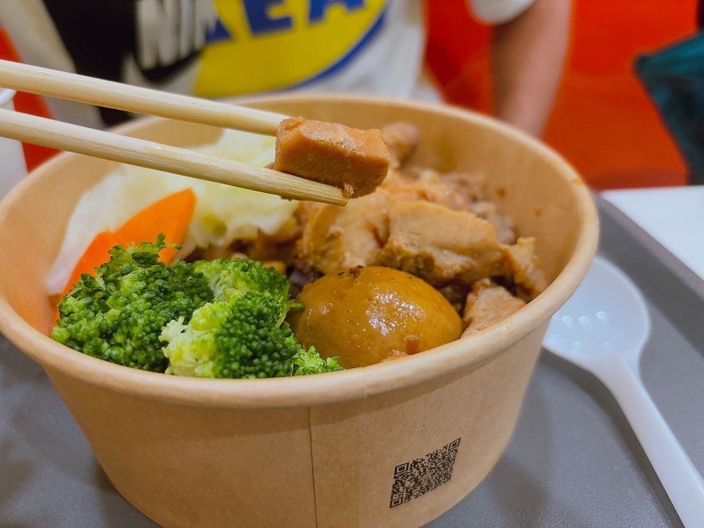 【公館咖哩推薦】小鹿亭  咖哩、丼飯、烏龍麵多元的選擇、經濟實惠的價格，對台大、師大的學生及台電大樓及公館附近的上班族、小資族、學生族，真是一大福音啊！ @貝大小姐的多元心宇宙