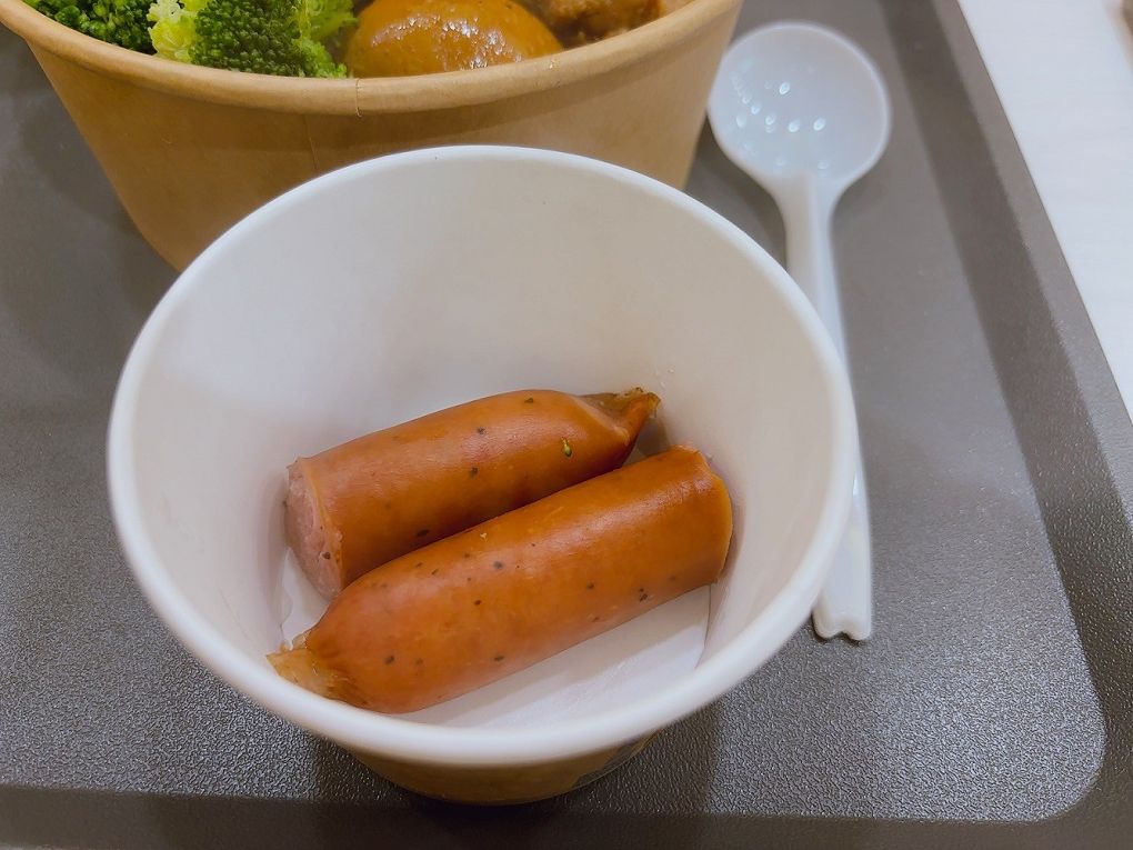 【公館咖哩推薦】小鹿亭  咖哩、丼飯、烏龍麵多元的選擇、經濟實惠的價格，對台大、師大的學生及台電大樓及公館附近的上班族、小資族、學生族，真是一大福音啊！ @貝大小姐的多元心宇宙