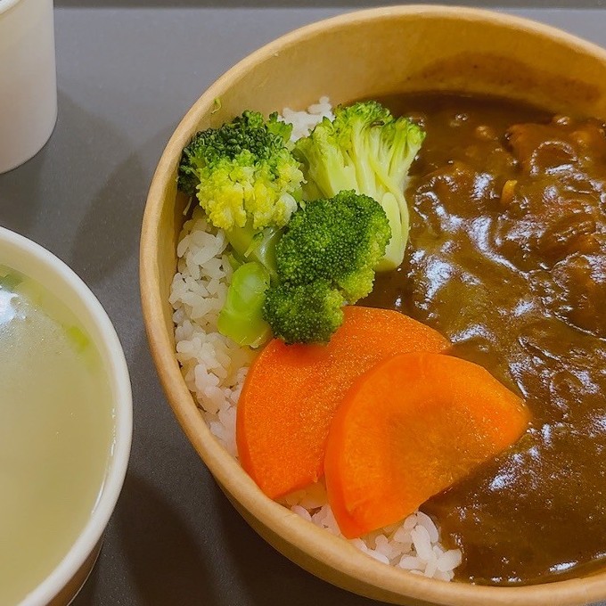 【公館咖哩推薦】小鹿亭  咖哩、丼飯、烏龍麵多元的選擇、經濟實惠的價格，對台大、師大的學生及台電大樓及公館附近的上班族、小資族、學生族，真是一大福音啊！ @貝大小姐的多元心宇宙