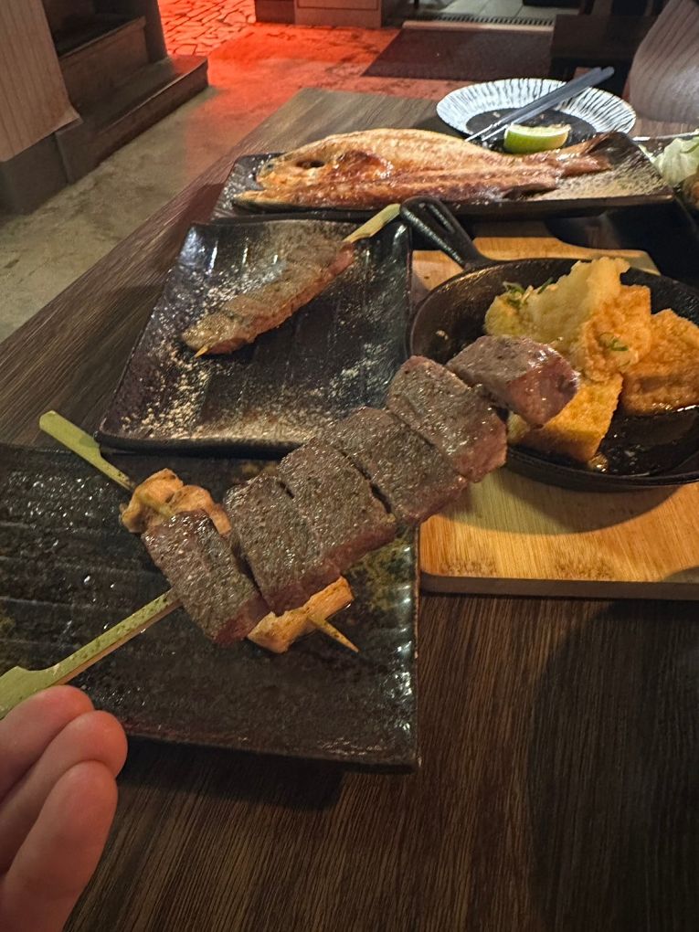 【中山區 晴光市場 居酒屋推薦】川楓酒食館 一個美食與美酒相遇的好地方，更是你酒足飯飽、賓主盡歡的好選擇！ @貝大小姐的多元心宇宙