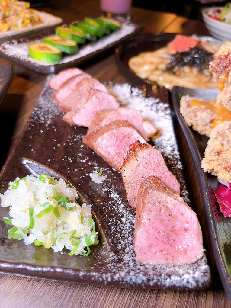 【中山區 晴光市場 居酒屋推薦】川楓酒食館 一個美食與美酒相遇的好地方，更是你酒足飯飽、賓主盡歡的好選擇！ @貝大小姐的多元心宇宙