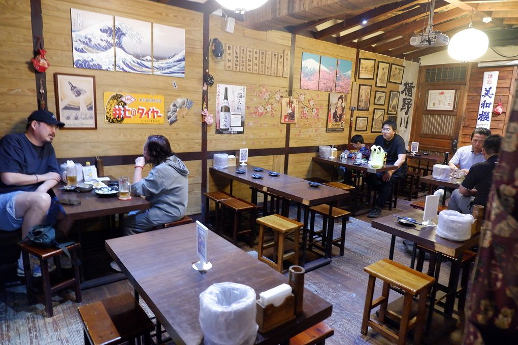 【士林 居酒屋】大村武串燒居酒屋 士林店 深夜想放鬆？來大村武吃串燒聊心事吧！ @貝大小姐的多元心宇宙