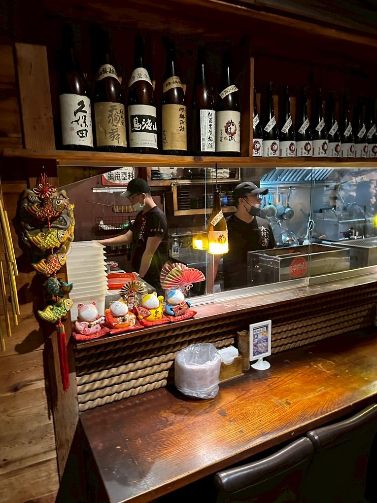 【士林 居酒屋】大村武串燒居酒屋 士林店 深夜想放鬆？來大村武吃串燒聊心事吧！ @貝大小姐的多元心宇宙
