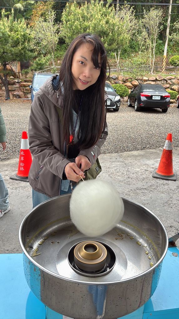 【南投國姓鄉露營區推薦】水岸松林農場  不論是露營玩家、露營小白或懶人露營都會一次愛上的露營區！ @貝大小姐的多元心宇宙