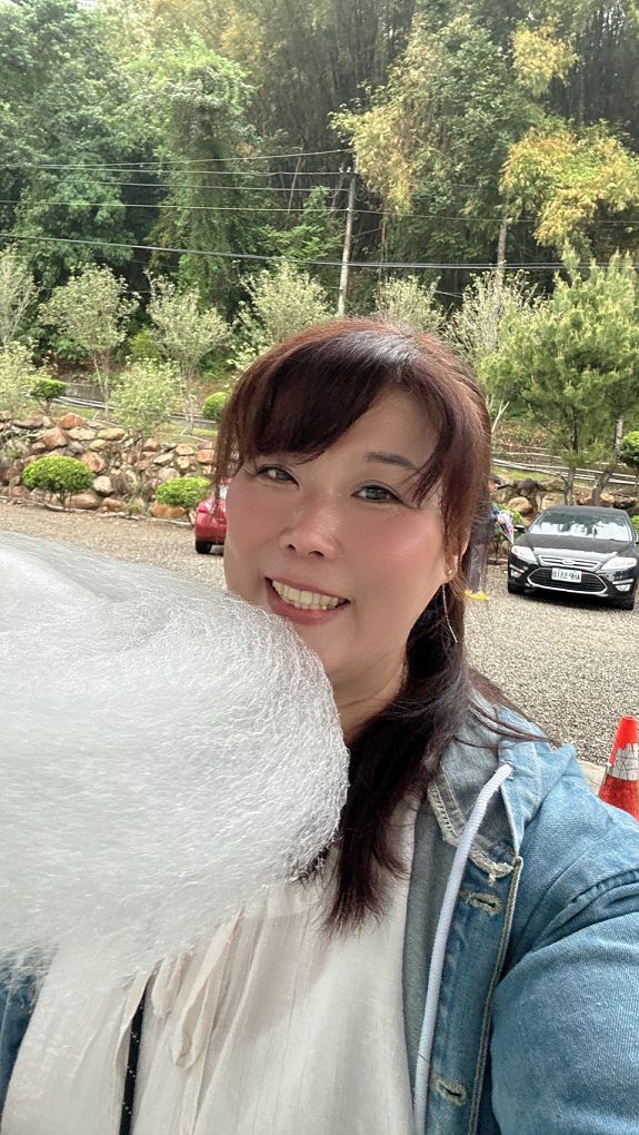 【南投國姓鄉露營區推薦】水岸松林農場  不論是露營玩家、露營小白或懶人露營都會一次愛上的露營區！ @貝大小姐的多元心宇宙