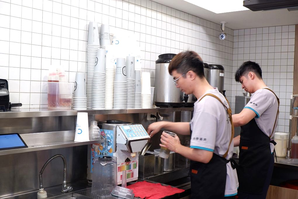 【行天宮 手搖飲品推薦】水巷茶弄 台北松江店 行天宮巷弄飲品寶藏！這幾杯沒喝過別說你懂喝！ @貝大小姐的多元心宇宙