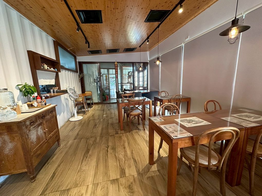 【嘉義景點餐廳推薦】綠盈牧場 × 養牛人家  餵小牛＋吃美食，嘉義親子景點一站滿足！ @貝大小姐的多元心宇宙