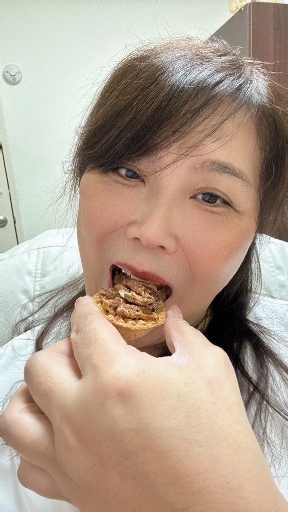 【網購禮盒推薦】漢坊餅藝堅果塔  送禮新選擇！漢坊堅果塔禮盒精緻美味大人小孩都愛！ @貝大小姐的多元心宇宙