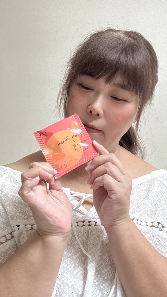 【中秋禮盒推薦】CASS TEA x 泉利米香 香聚together！作夥來辦桌 中秋禮盒  傳統米香遇上德國花茶，中秋最潮禮盒就這盒！ @貝大小姐的多元心宇宙