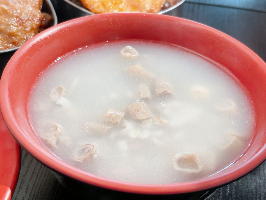 【桃園 龜山平價美食推薦】上座 古傳滷肉飯專賣店  情人節美味推薦：古早摩天輪套餐帶你穿越時光的戀愛滋味！ @貝大小姐的多元心宇宙