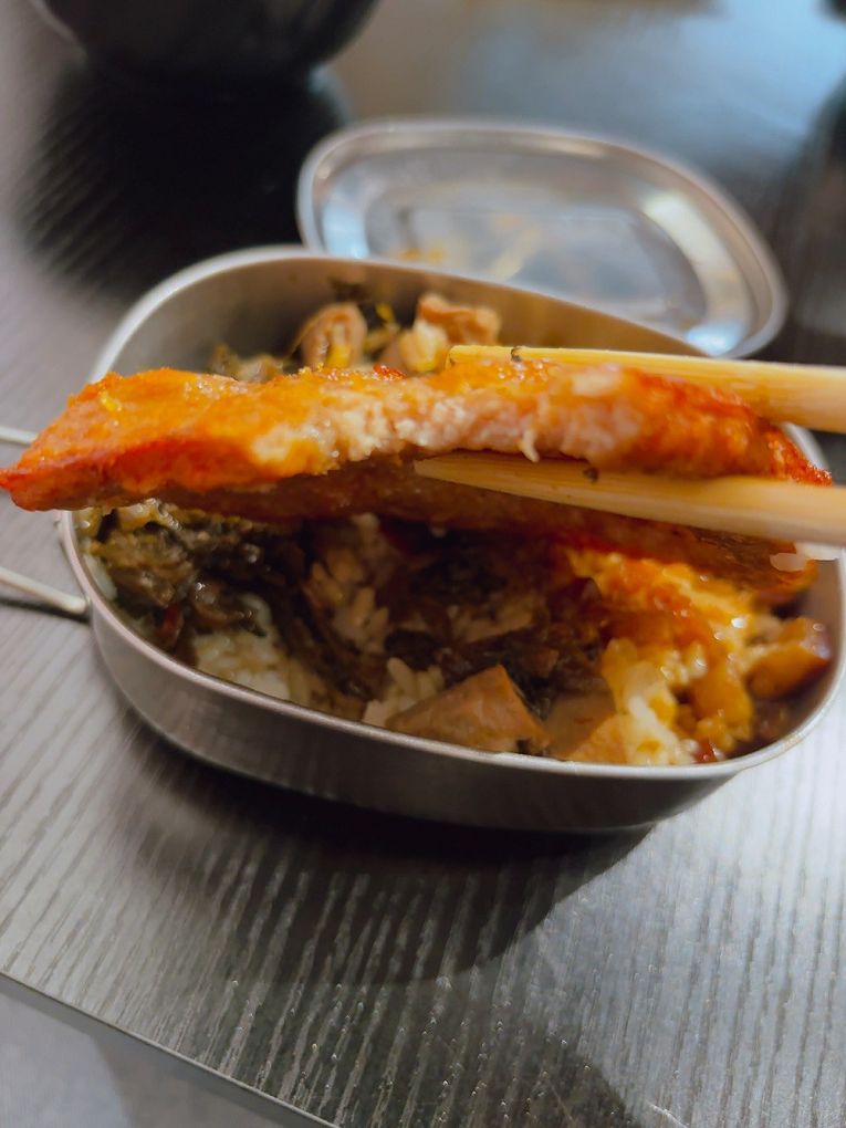【桃園 龜山平價美食推薦】上座 古傳滷肉飯專賣店  情人節美味推薦：古早摩天輪套餐帶你穿越時光的戀愛滋味！ @貝大小姐的多元心宇宙