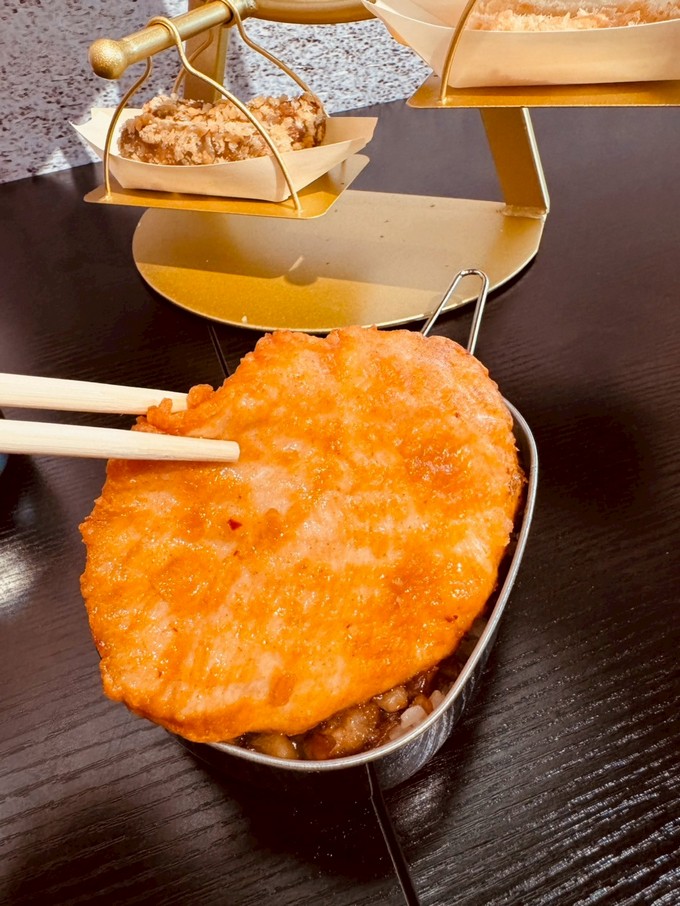 【桃園 龜山平價美食推薦】上座 古傳滷肉飯專賣店  情人節美味推薦：古早摩天輪套餐帶你穿越時光的戀愛滋味！ @貝大小姐的多元心宇宙