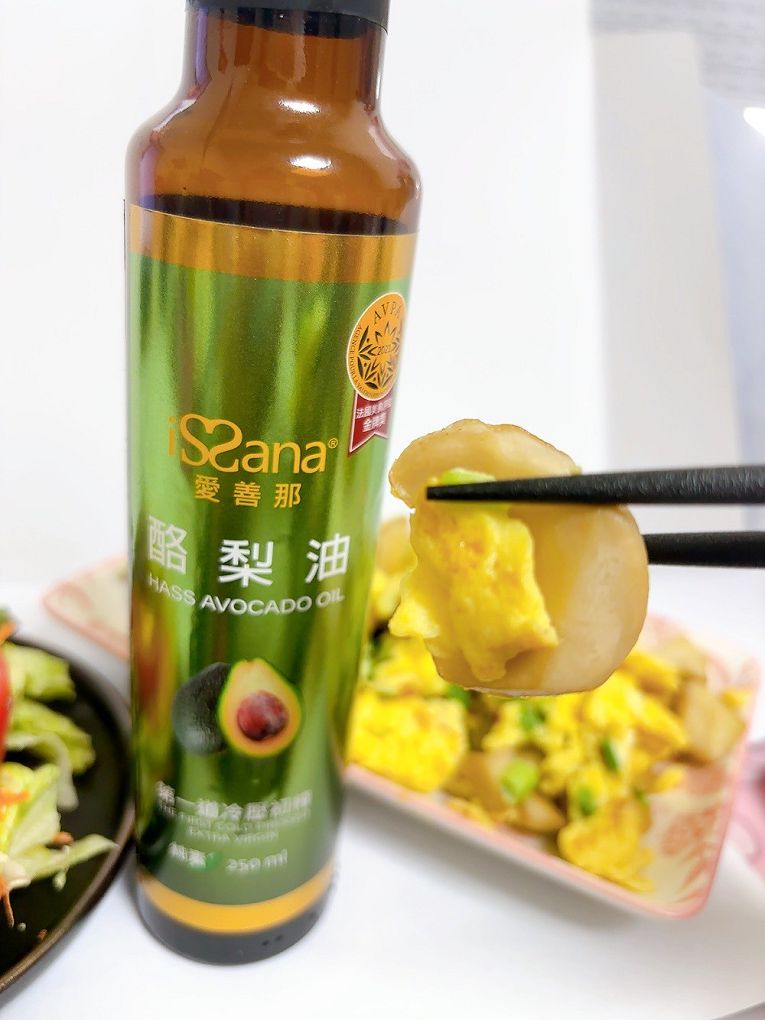 【網購 酪梨油推薦】愛善那 特級初酢酪梨油 生飲高溫料理全都難不倒，廚房新手也能輕鬆零失誤！ @貝大小姐的多元心宇宙