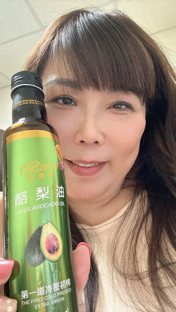 【網購 酪梨油推薦】愛善那 特級初酢酪梨油 生飲高溫料理全都難不倒，廚房新手也能輕鬆零失誤！ @貝大小姐的多元心宇宙