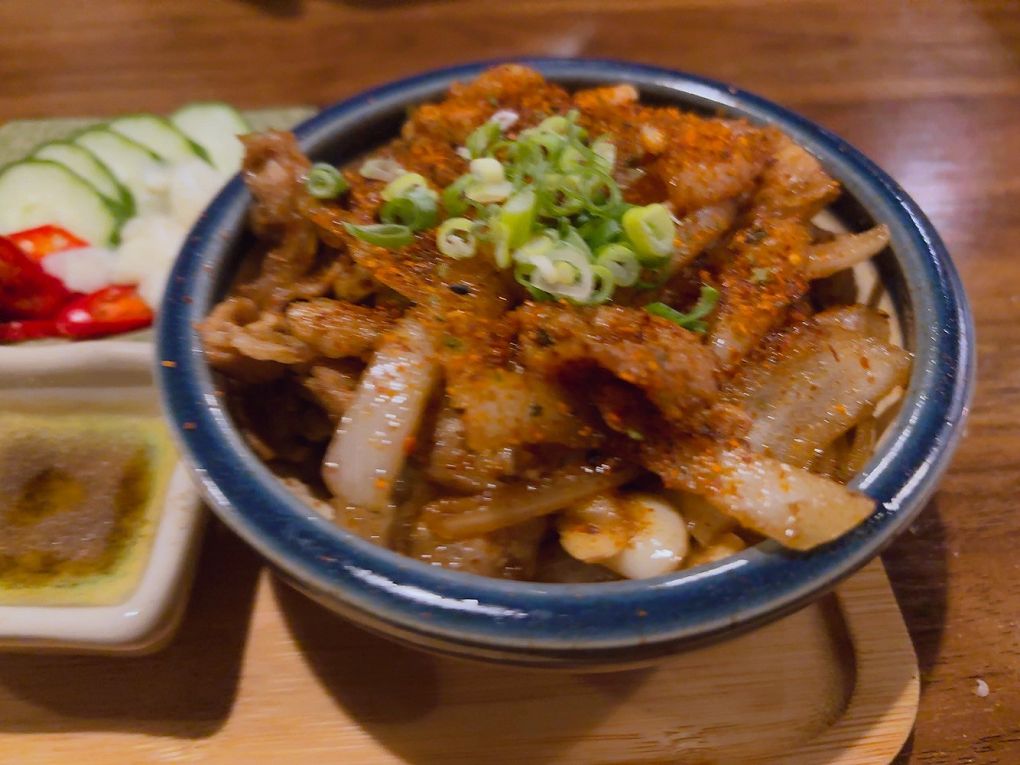 【板橋居酒屋推薦】菁禾町居酒屋  小酌解壓神店！串燒、炸物、暢飲499，讓你吃到停不下來！ @貝大小姐的多元心宇宙